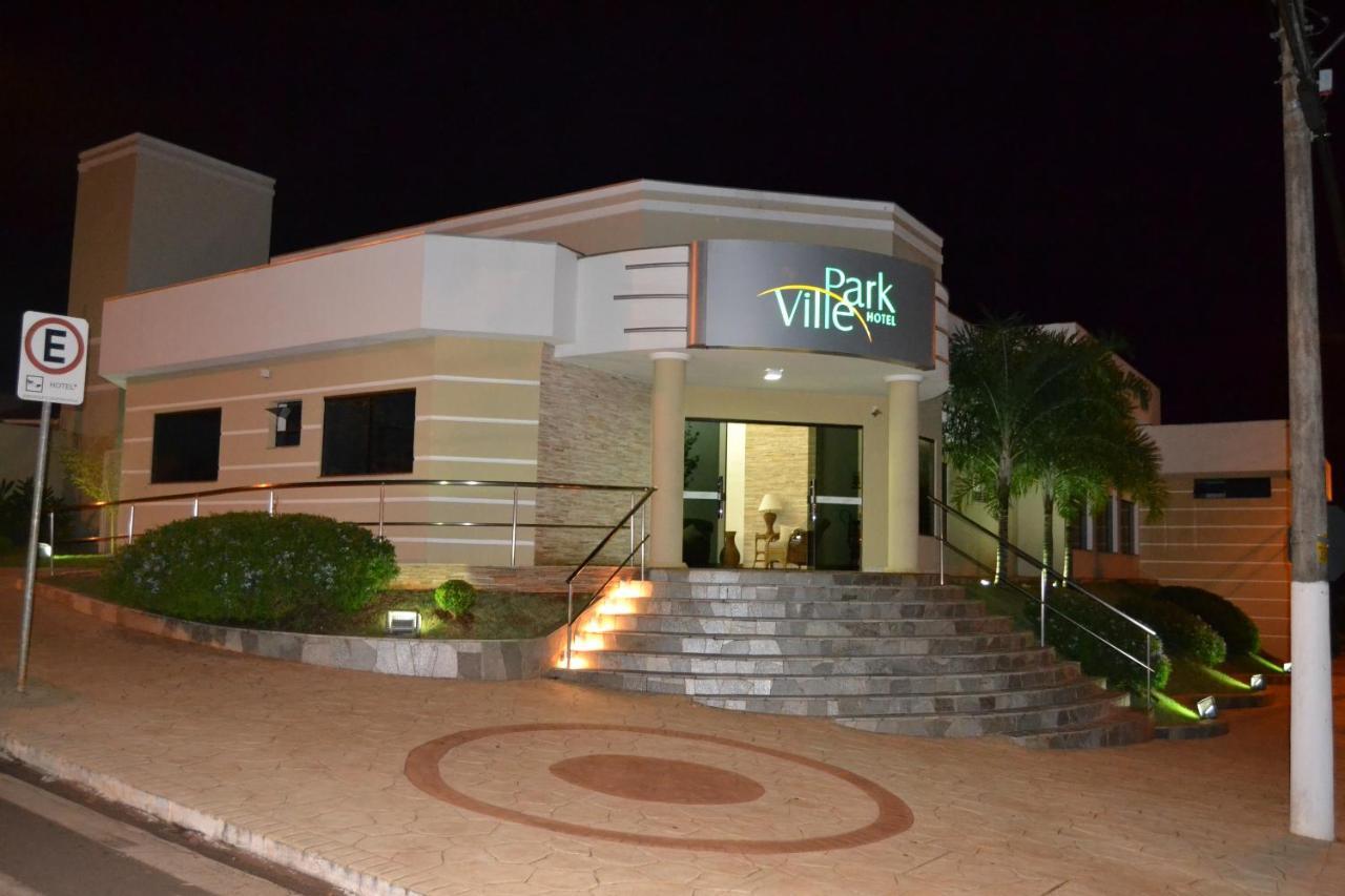 Ville Park Hotel Ourinhos Exteriér fotografie